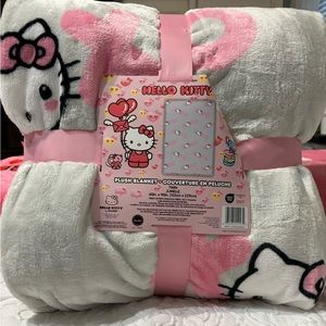 Hello Kitty Valentine Blanket 💕